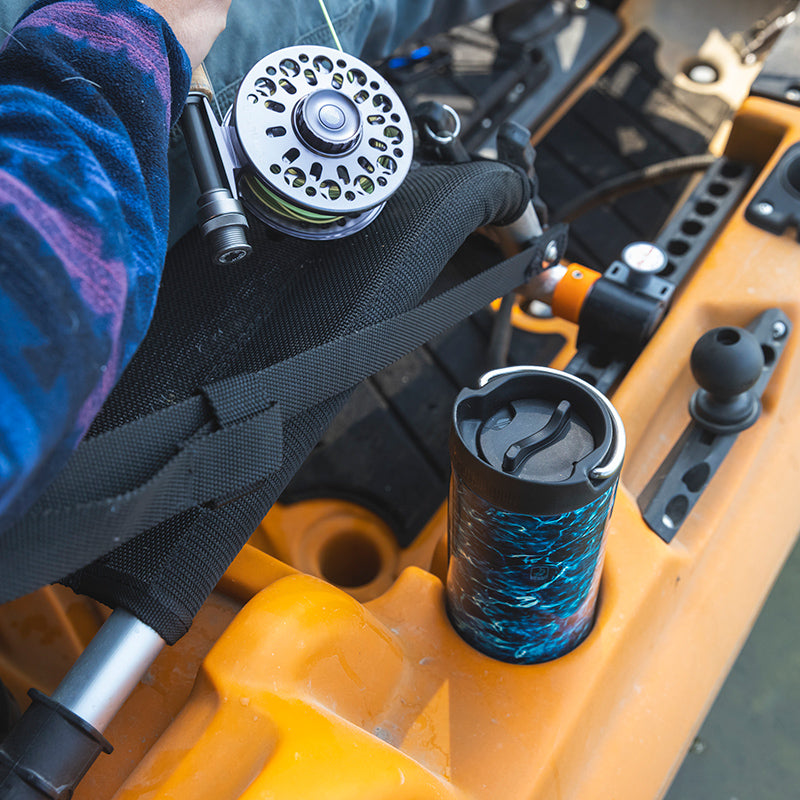 20oz-tkwide-with-cafe-cap-mossy-oak-b5 16oz_tumbler_mossyoak_bass_cafe_kayak_top_square.jpg