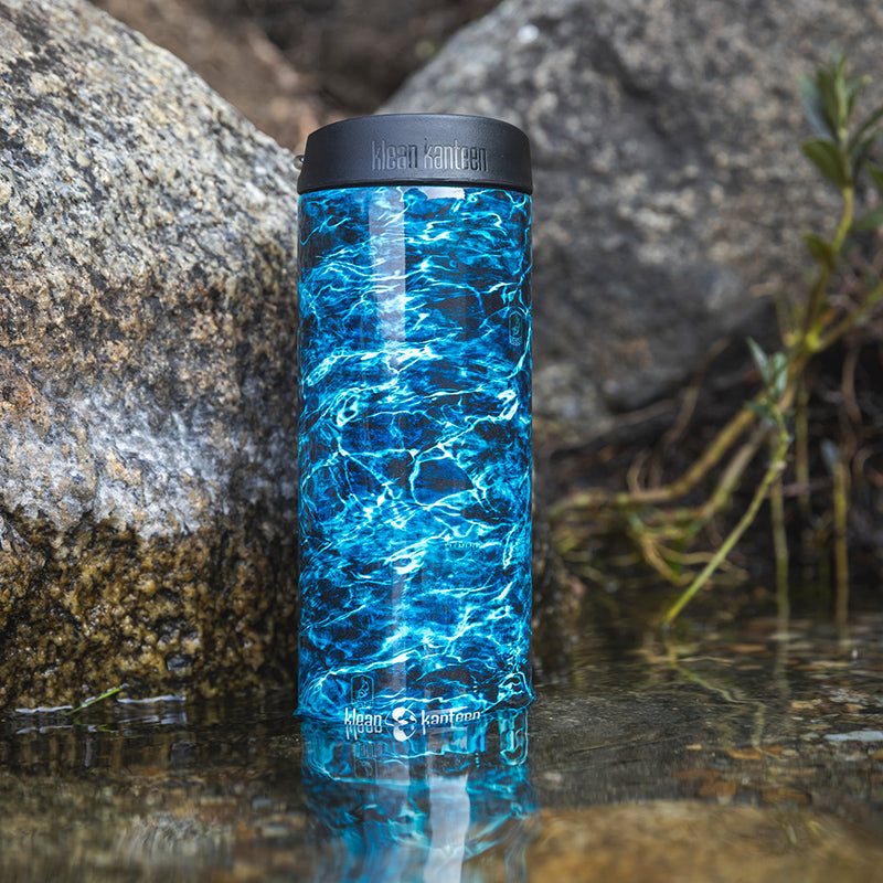20oz-tkwide-with-cafe-cap-mossy-oak-b5 16oz_tumbler_mossyoak_bass_cafe_water_closeup_square.jpg