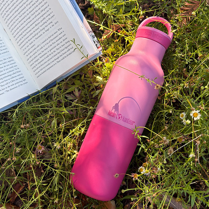 20oz-rise-classic-with-arch-loop-cap-j6 20oz_rise_classic_insulated_bottle_cashmere_rose_grass_book_square.jpg