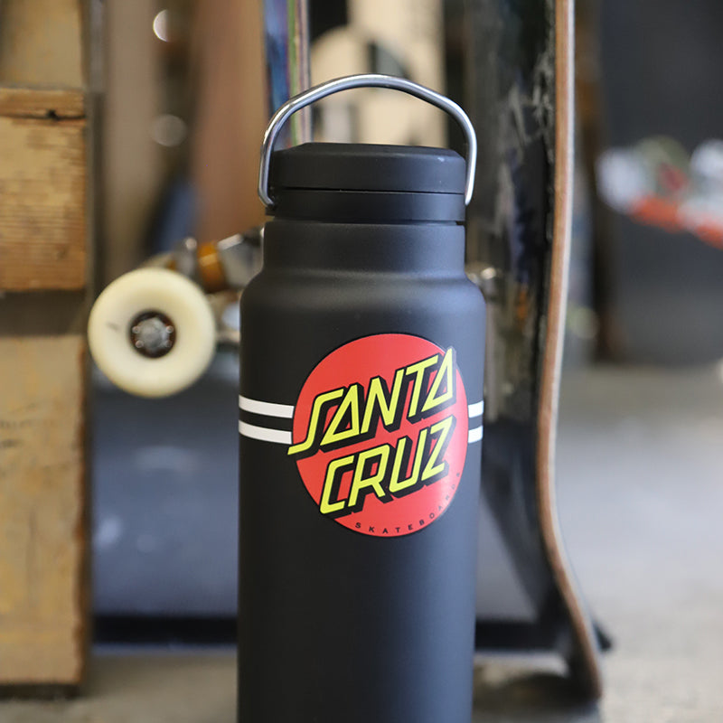32oz-tkwide-with-twist-cap-santa-cruz-s5 32oz_tkwide_twist_water_bottle_santacruz_dot_wheels_square.jpg