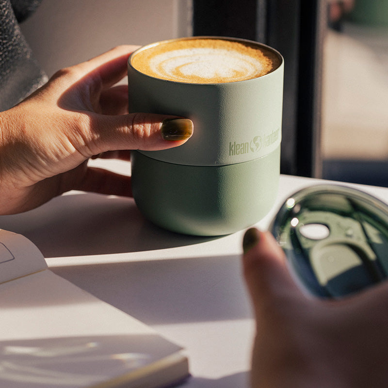 slide-lid-p1 8oz_rise_lowball_iceberg_coffee_espresso_sun_slide_lid_closeup_square.jpg