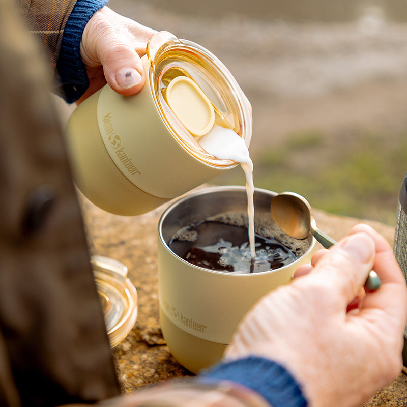 slide-lid-p1 8oz_rise_lowball_waxyellow_coffee_cream_pour_square.jpg
