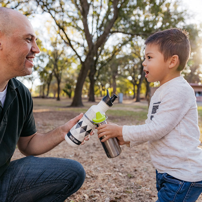 classic-kid-sippy-cap-n6 K12CNSIPPY-BS-sippy_cap_dad_lifestyle.jpg