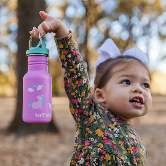 classic-kid-sippy-cap-n6 K12CNSIPPY-UN-kids_bottle_unicorn_lifestyle.jpg
