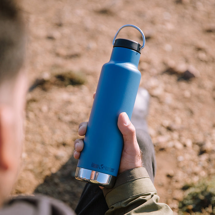 classic-loop-cap-j0 K20VCNPPL-RT-bottle_loop_cap_blue_lifestyle.jpg