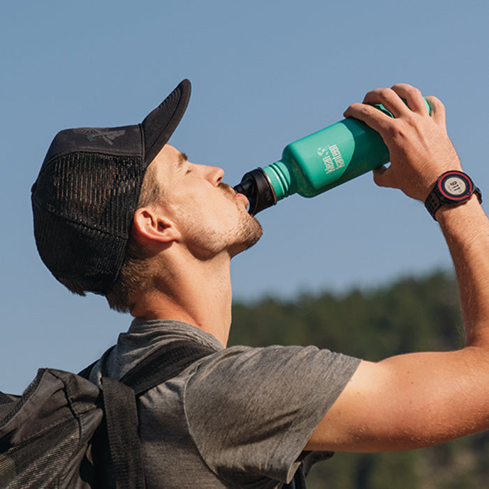 classic-sport-cap-s4 K27CPPS-SC-sport_cap_drinking_lifestyle.jpg