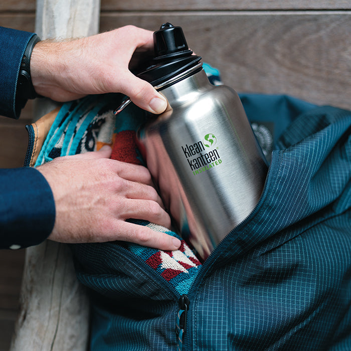 tkwide-chug-cap-f8 K64TKWSSL-BS-Chug-Cap-Out-of-Duffle_lifestyle.jpg
