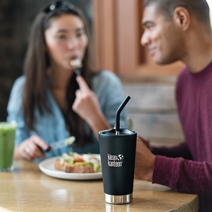 straw-2-pack-with-brush-black-g5 coffee-tumbler-metal_straw_lifestyle.jpg