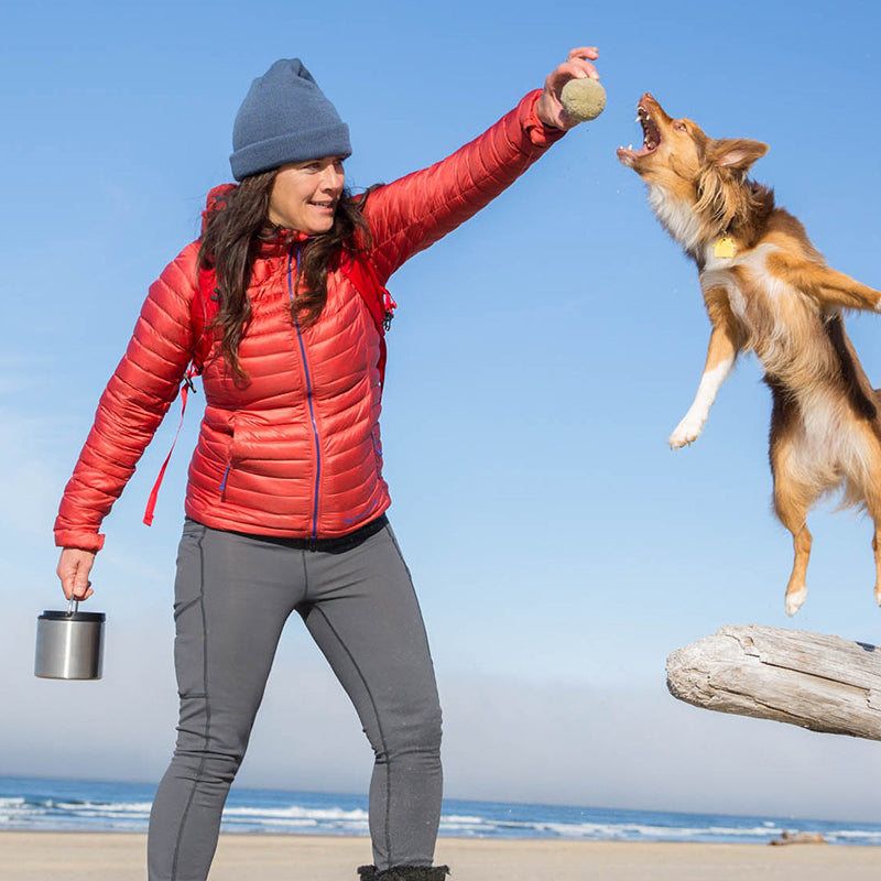 32oz-tkcanister-food-container-f1 food_canister_32oz_girl_beach_dog_jump_square.jpg