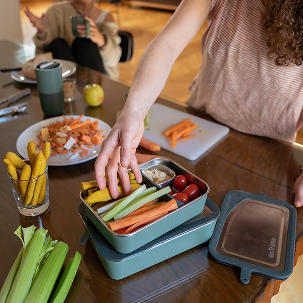 55oz-rise-food-box-big-meal-u4 rise_food_lunch_box_big_meal_veggie_dividers_square.jpg
